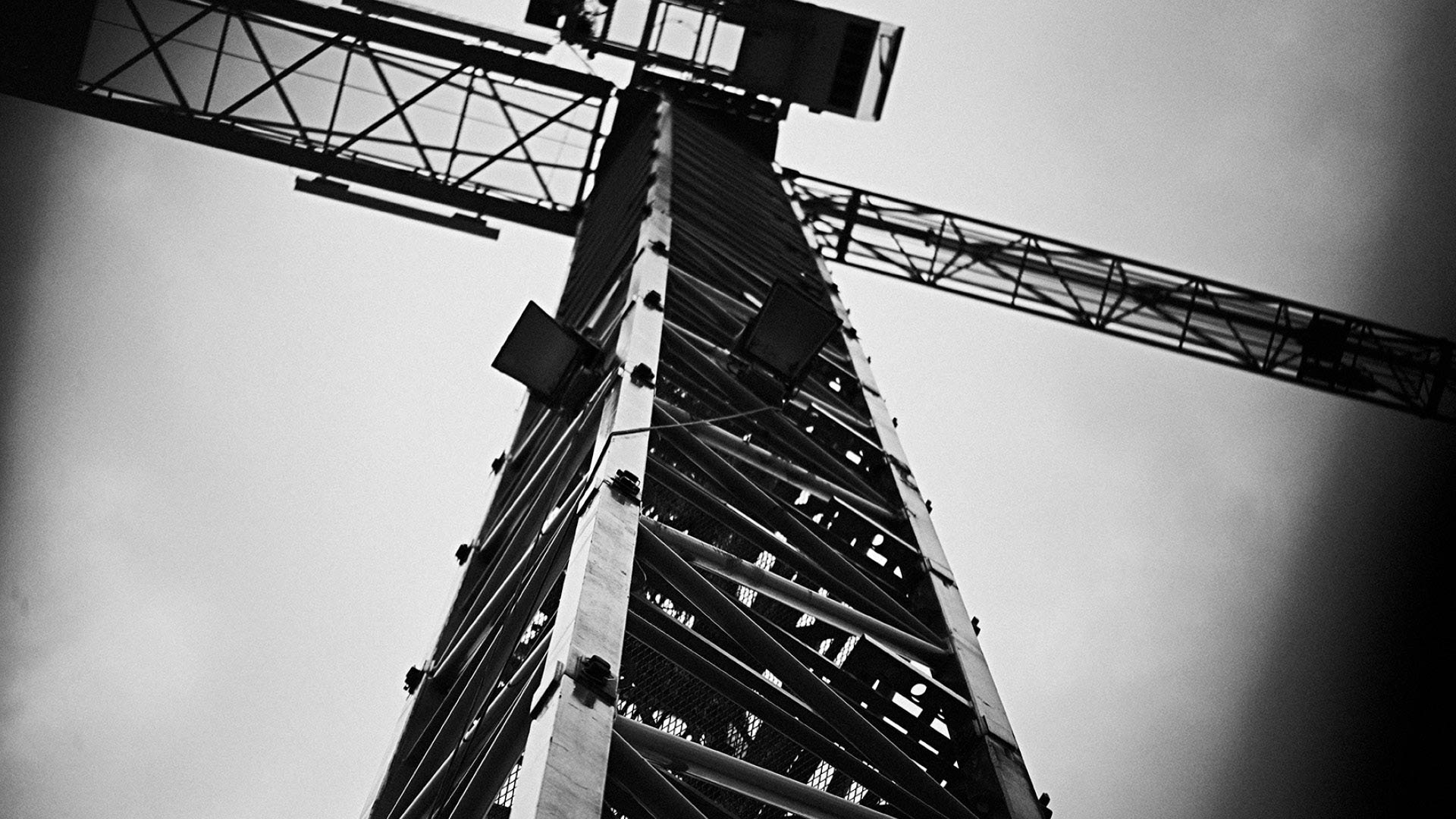 ACHATZ_REON-Realisation_Munich_Corporatedesign_Imagefotografie