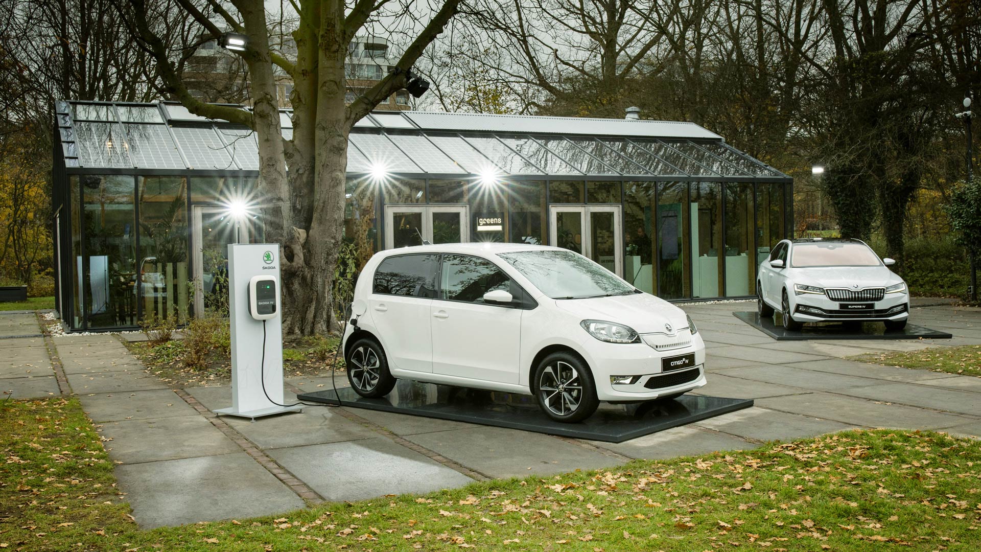 ACHATZ_SKODA_iv_Niederlande_Eventdesign_Drivenpresslaunch_loadingstation