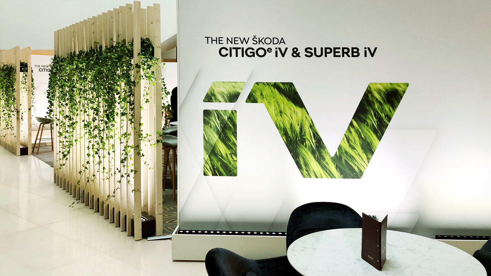 ACHATZ_SKODA_iv_Niederlande_Eventdesign_Drivenpresslaunch_wandbespielung