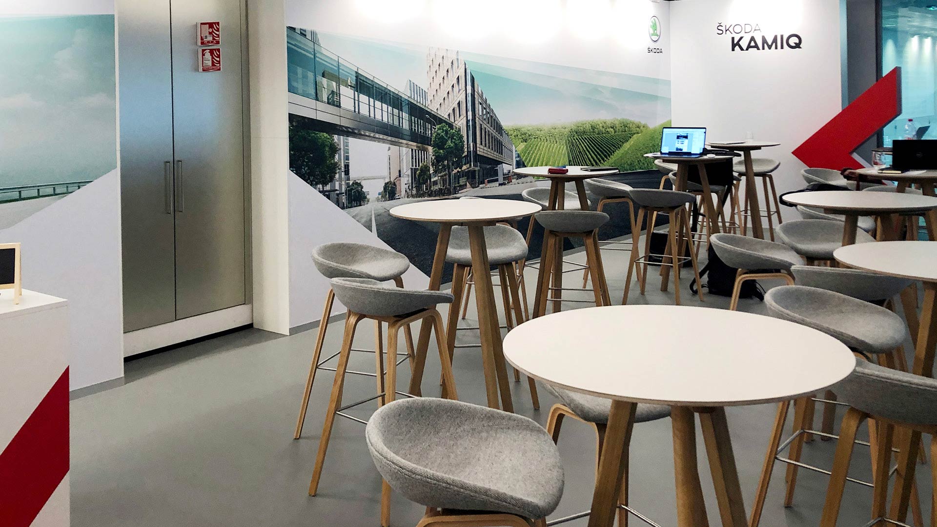 ACHATZ_SKODA_KAMIQ_drivenpresslaunch_eventdesign_creativedirection_keyvisual3