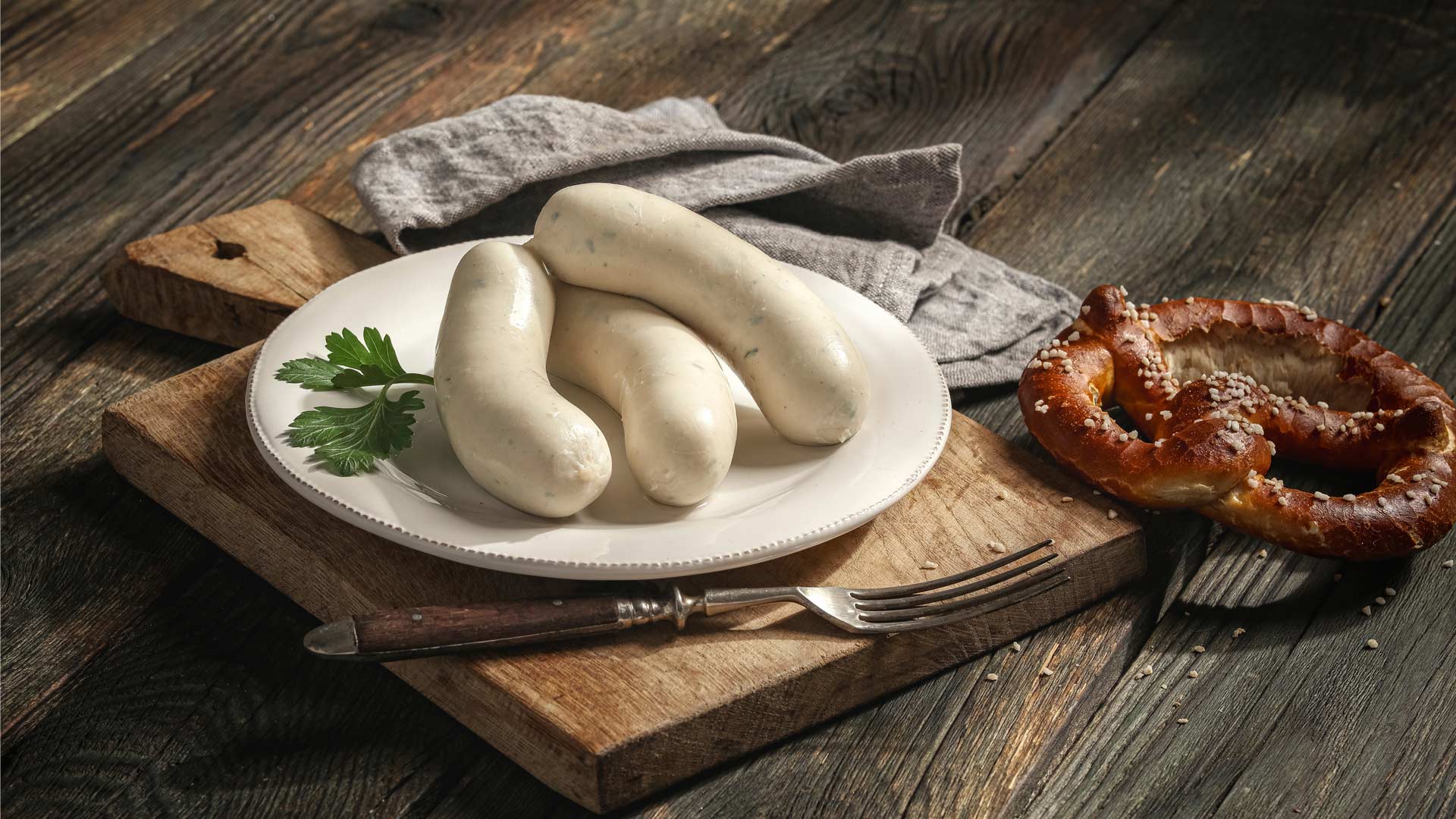 ACHATZ_Vinzenzmurr_Metzgerei_Kampagne_campaign_foodfotografie_weisswurst_kitchenkiss